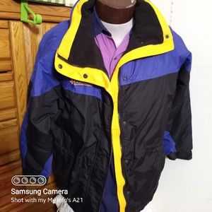 Woman L. Cokumbia Coat with hood like new